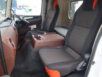 HINO Ranger Self Loader 2KG-FD2ABA 2018 115,307km_25