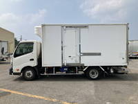 HINO Dutro Refrigerator & Freezer Truck TPG-XZU710M 2018 84,936km_5