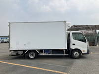 HINO Dutro Refrigerator & Freezer Truck TPG-XZU710M 2018 84,936km_7