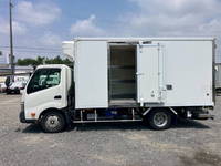 HINO Dutro Refrigerator & Freezer Truck TPG-XZU710M 2018 52,058km_6
