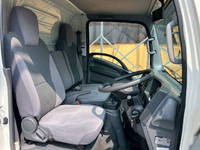 ISUZU Elf Aluminum Van TPG-NLR85AN 2016 160,474km_31