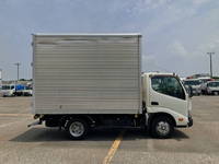 HINO Dutro Aluminum Van TPG-XZC605M 2018 60,379km_7
