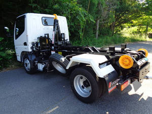 Canter Container Carrier Truck_2