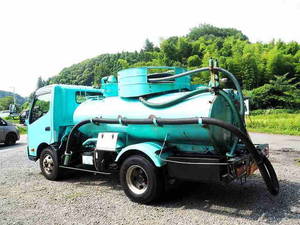 Dutro Vacuum Truck_2