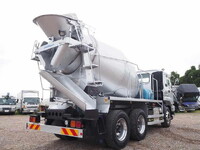 ISUZU Giga Mixer Truck LKG-CXZ77AT 2012 264,380km_4
