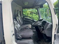ISUZU Elf Panel Van TRG-NPR85AN 2018 205,122km_12