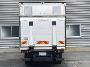 Elf Aluminum Van_2