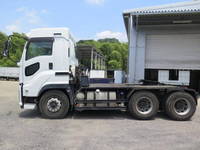 ISUZU Giga Trailer Head QDG-EXZ52BJ 2017 332,000km_6