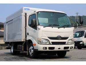 Toyoace Bottle Van_1