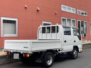 Elf Double Cab_2