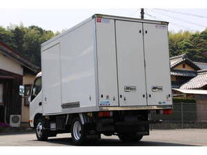 Dyna Refrigerator & Freezer Truck_2