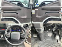 MITSUBISHI FUSO Canter Aluminum Van 2PG-FEB80 2025 291km_16