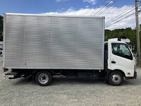 HINO Dutro Aluminum Van TPG-XZU710M 2018 95,496km_7