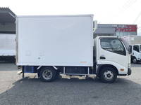 HINO Dutro Refrigerator & Freezer Truck TPG-XZC605M 2018 31,365km_7