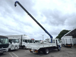 Canter Truck (With 4 Steps Of Cranes)_2