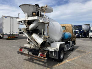 Dutro Mixer Truck_2
