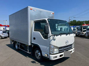 Titan Aluminum Van_1