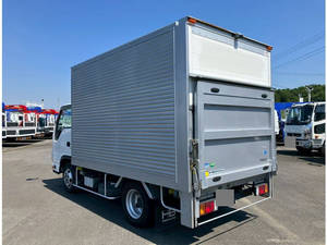 Titan Aluminum Van_2