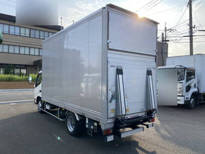 Dutro Aluminum Van_2