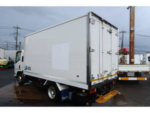 Elf Refrigerator & Freezer Truck_2