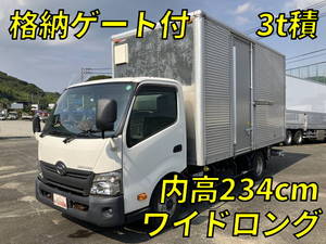 Dutro Aluminum Van_1