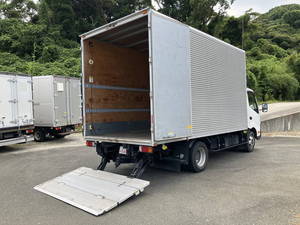 Dutro Aluminum Van_2