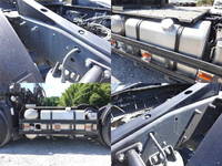 UD TRUCKS Quon Trailer Head QKG-GK5XAB 2012 270,000km_16