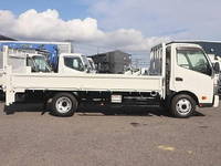 HINO Dutro Flat Body 2RG-XZC710M 2021 69,750km_5