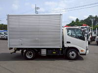 HINO Dutro Aluminum Van 2RG-XZC605M 2020 140,641km_12