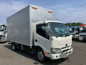 Dutro Aluminum Van_1