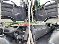 ISUZU Elf Aluminum Van TPG-NPR85AN 2018 101,801km_31