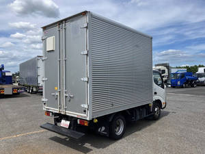Dutro Aluminum Van_2