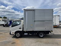 HINO Dutro Aluminum Van TPG-XZC605M 2018 57,809km_5