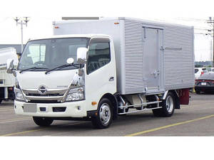 Dutro Aluminum Van_1
