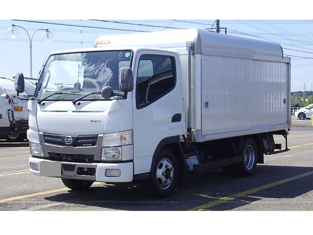 UD TRUCKS Kazet Bottle Van 2RG-FBA2Y 2019 46,000km_1