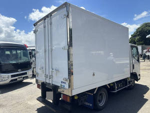 Elf Refrigerator & Freezer Truck_2