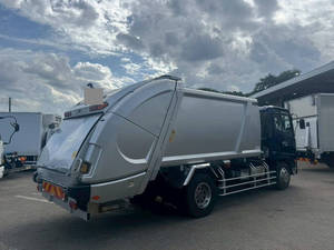 Condor Garbage Truck_2