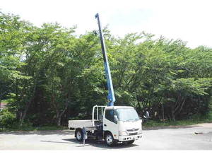 Dutro Truck (With 3 Steps Of Cranes)_1
