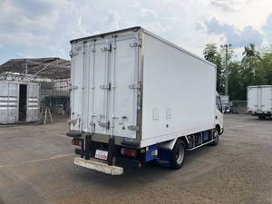 Dutro Refrigerator & Freezer Truck_2