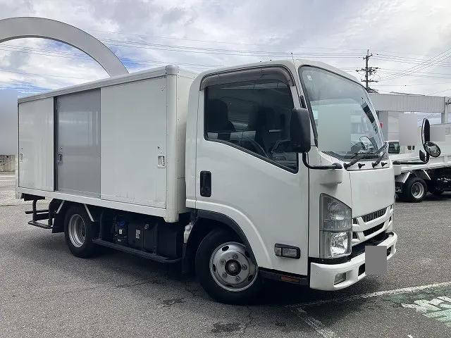 ISUZU Elf Bottle Van 2RG-NMR88AN 2020 69,397km_1