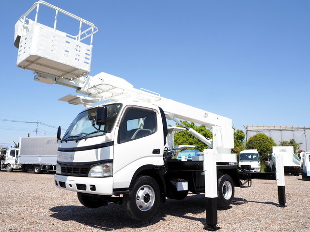 Dutro Cherry Picker_1