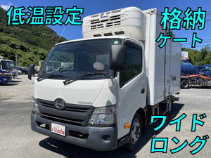 Dutro Refrigerator & Freezer Truck_1