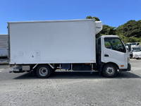HINO Dutro Refrigerator & Freezer Truck TPG-XZU710M 2018 77,068km_7