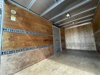 ISUZU Elf Aluminum Van TPG-NPR85YN 2017 173,000km_23