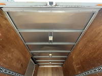 ISUZU Elf Aluminum Van TPG-NPR85YN 2017 173,000km_32
