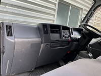 ISUZU Elf Panel Van TRG-NHS85AN 2015 164,000km_16