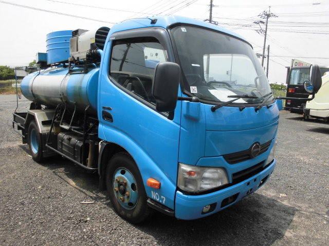 HINO Dutro Vacuum Truck TKG-XZU600E 2014 193,016km