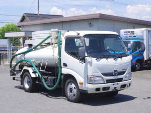 Dutro Vacuum Truck_1
