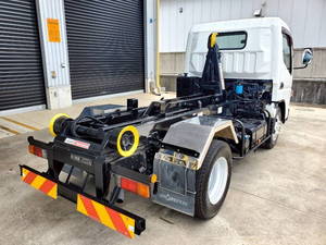 Canter Container Carrier Truck_2