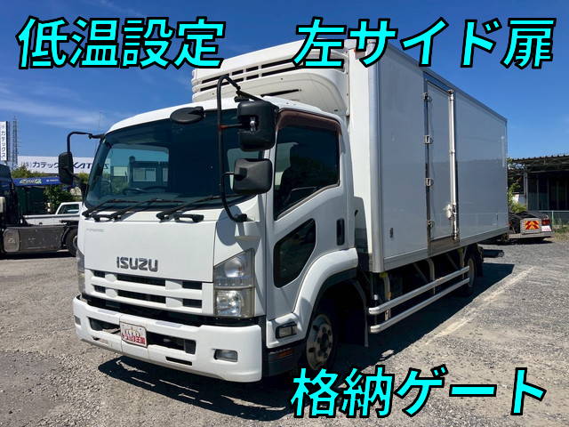 ISUZU Forward Refrigerator & Freezer Truck PKG-FRR90S2 2011 747,739km